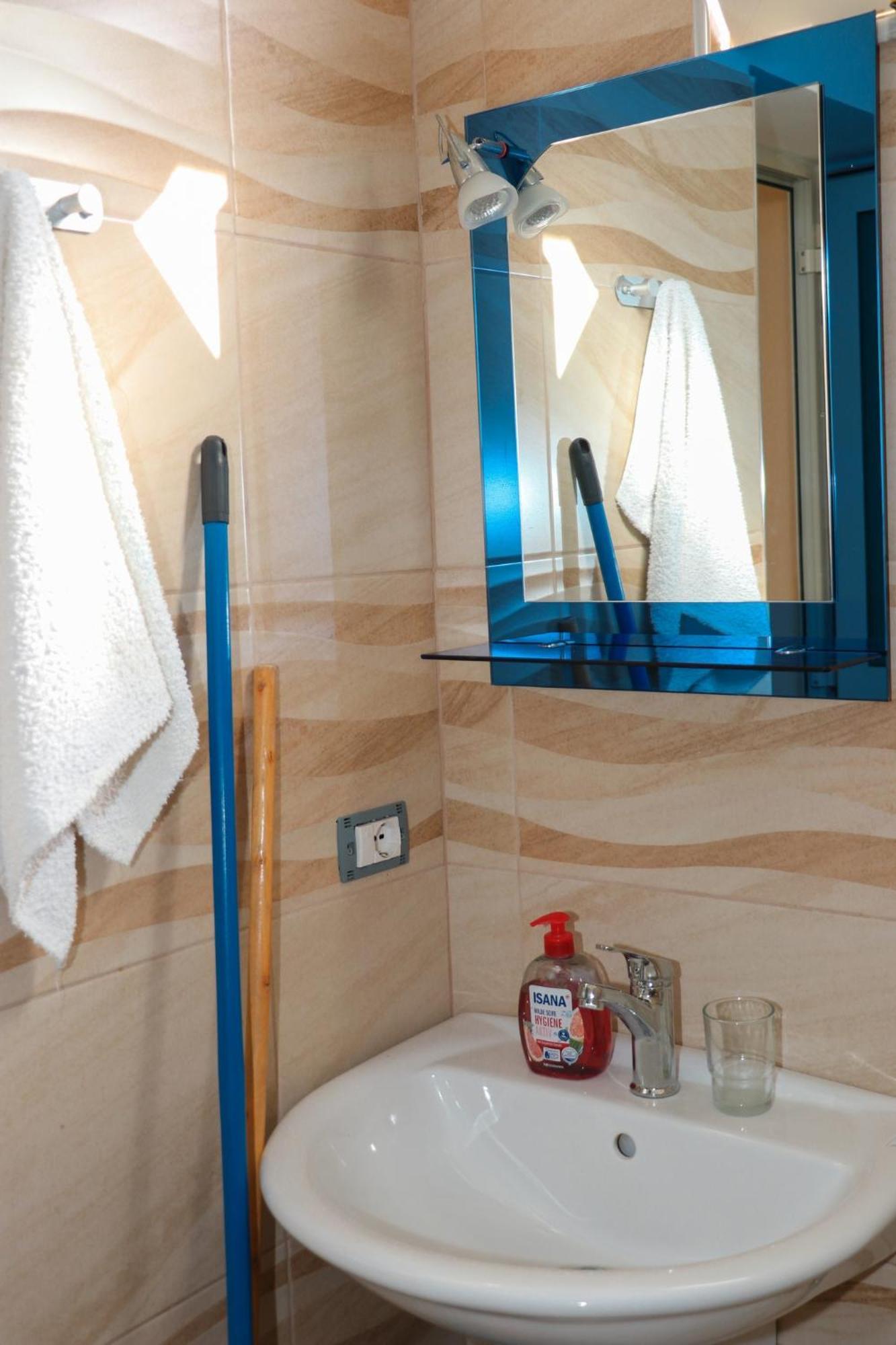 Hotel As Baks-Rrjoll Shkoder Ngoại thất bức ảnh