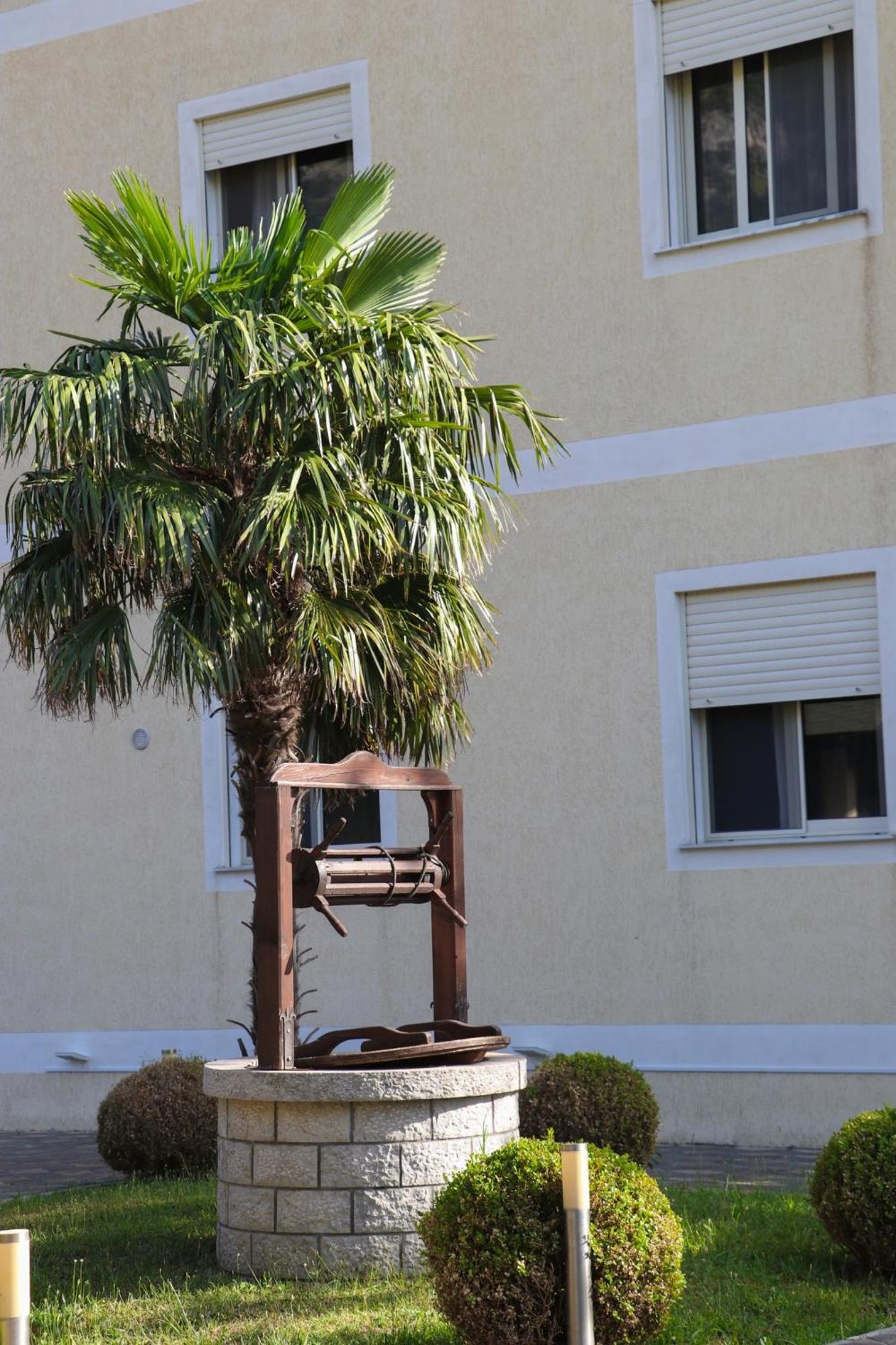 Hotel As Baks-Rrjoll Shkoder Ngoại thất bức ảnh